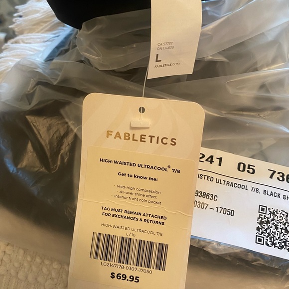 NWT Ultracool 7/8 high wasted Fabletics - Picture 3 of 4